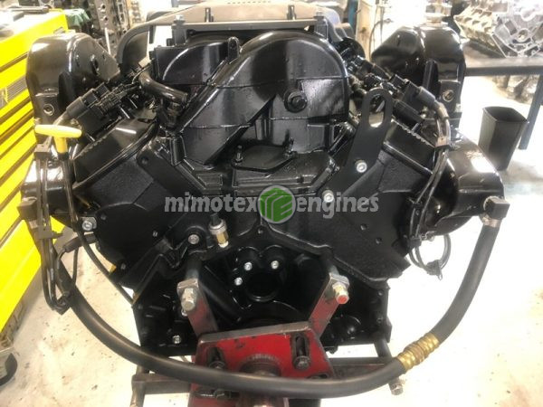 Mercruiser marine engine 8.1 496 Inboard Malibu 435HP